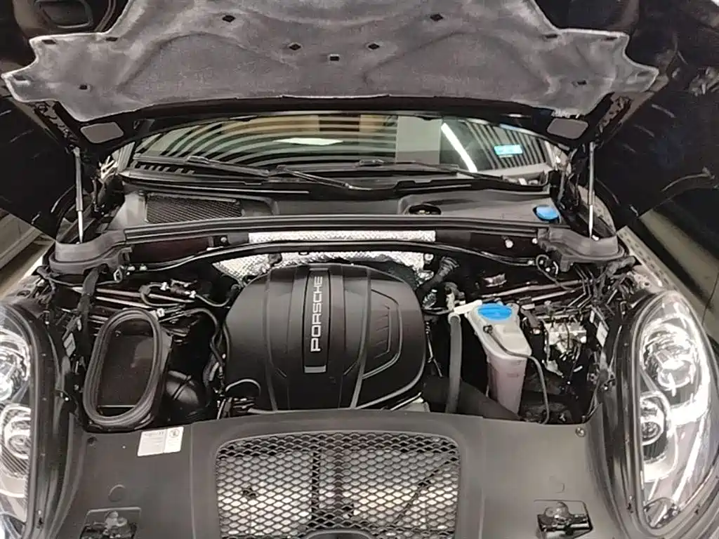 Porsche Macan 2017 Macan 2.0T фото 20