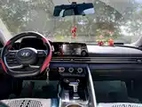 Photo 13 - Hyundai Elantra