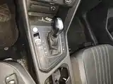 Photo 14 - Volkswagen Tiguan L