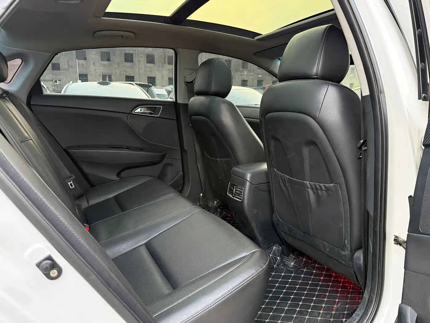 Hyundai Mistra 2014 1.8L Auto Smart GLS фото 8