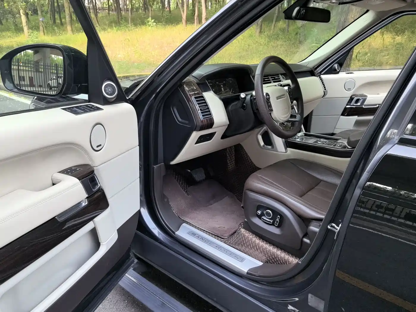 Land Rover Range Rover 2016 3.0 SC V6 Vogue SE Autobiography LWB фото 5