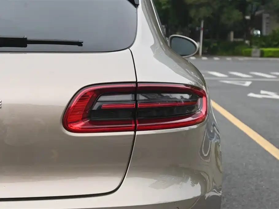 Porsche Macan 2014 Macan S 3.0T фото 16