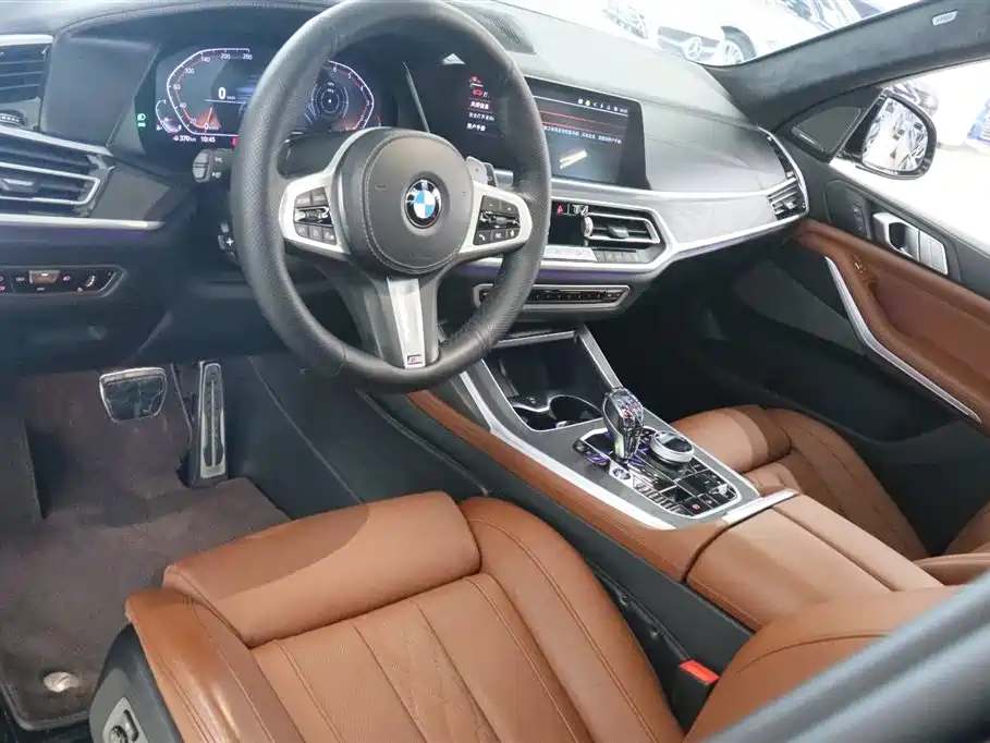 BMW X7 2022 xDrive40i Exclusive M Sport Package фото 12