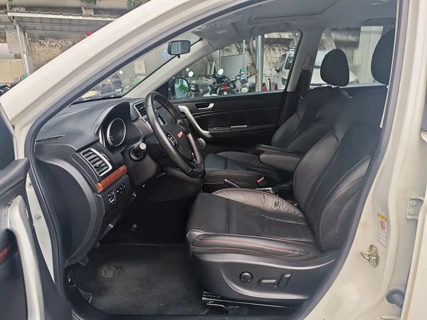 Haval H6 2015 Sport Edition 1.5T Manual 2WD Elite фото 14
