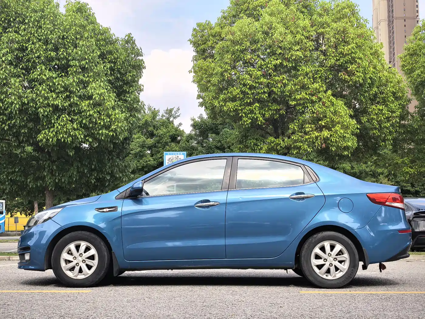 Kia K2 2015 Sedan 1.4L MT GLS фото 19