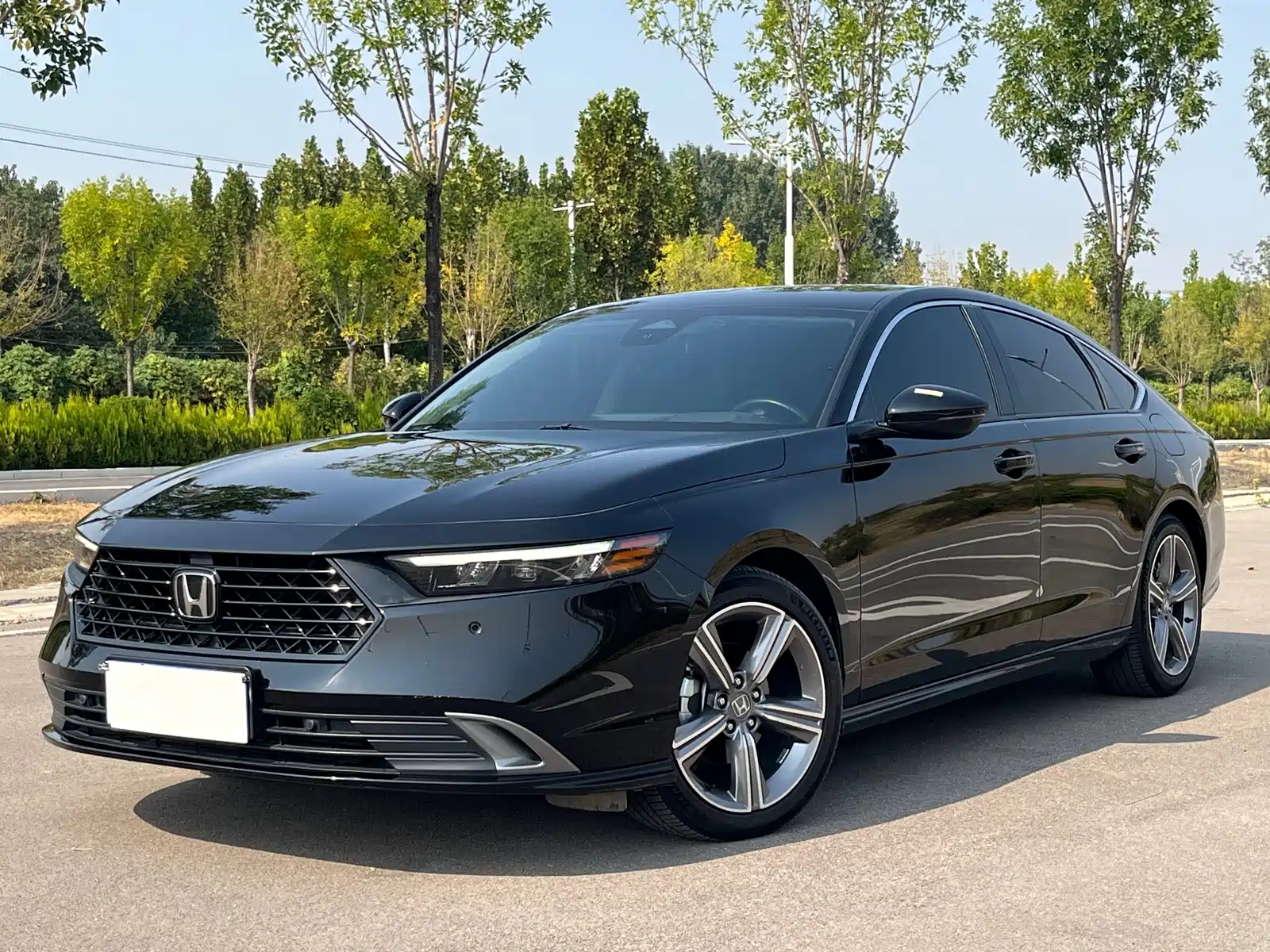 Photo 1 - Honda Accord