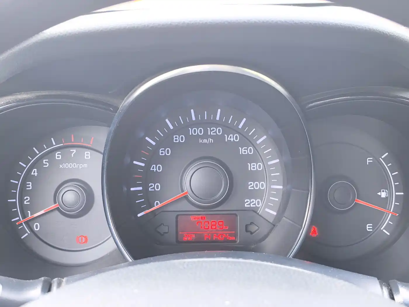Kia K2 2015 Sedan 1.4L MT GLS фото 9