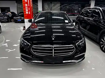 Mercedes-Benz E