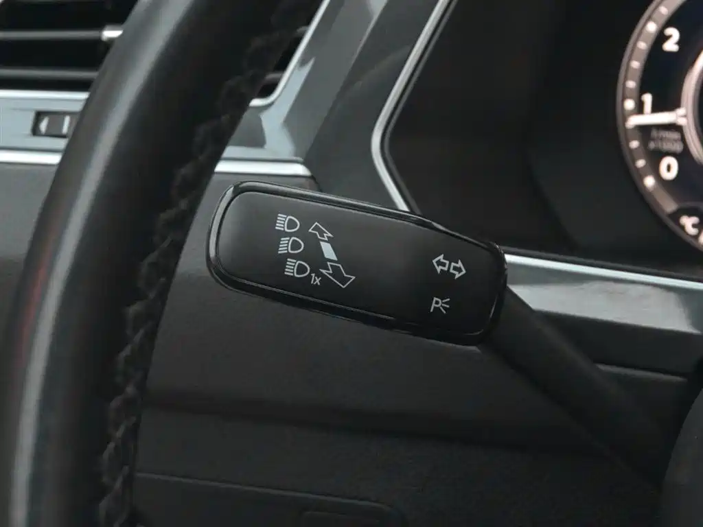 Volkswagen Tiguan 2018 330TSI 4WD Innovation Edition фото 37