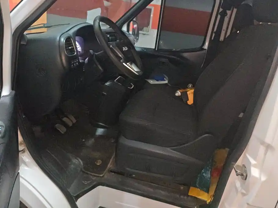 Jiangling Tesun 2023 2021 2.8T Space King Standard Short Wheelbase Medium-High Roof 6-Seater Diesel China VI JX493