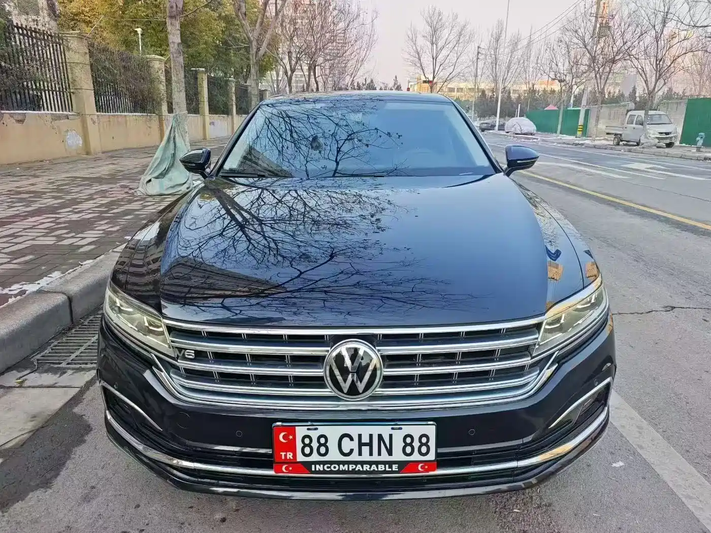 Volkswagen Phideon 2021 380TSI Luxury Edition фото 2