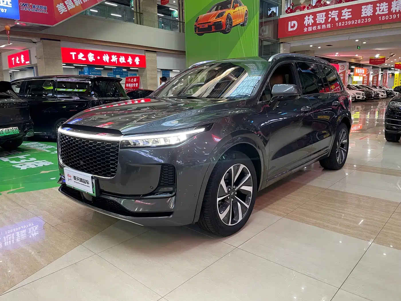 Фото 2 - Li Auto Li ONE