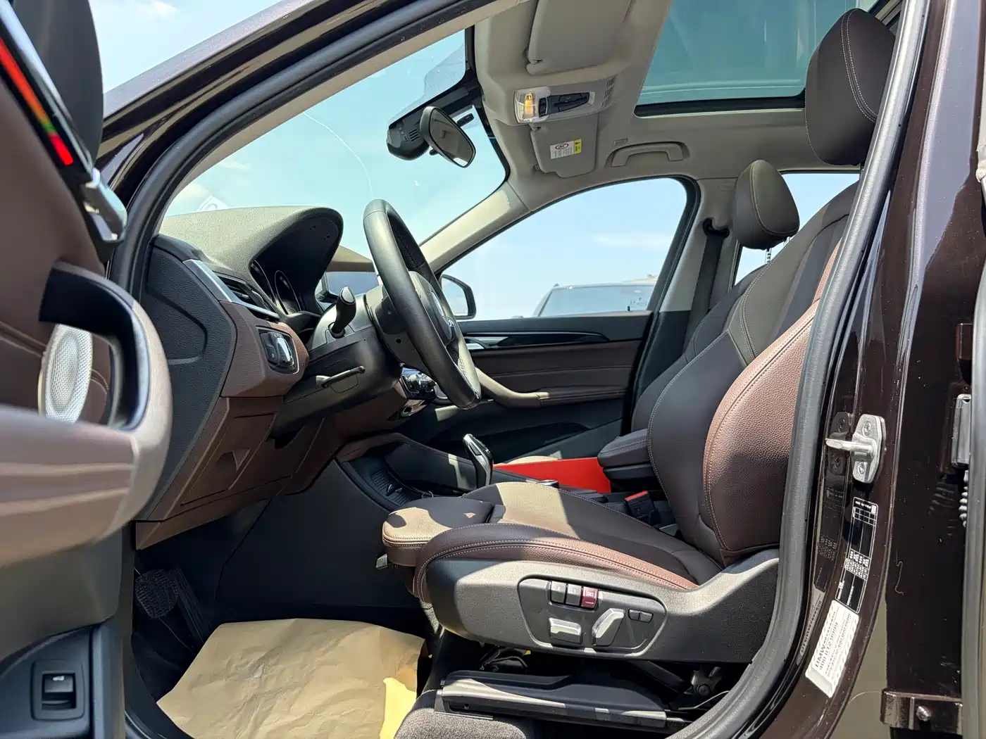 BMW X1 2021 sDrive25Li Leading фото 8
