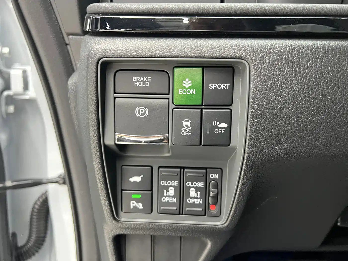 Honda Elysion 2025 2024 2.0L e:HEV Luxury Edition