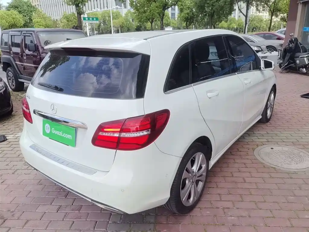 Mercedes-Benz B-Class 2015 B 200 Style фото 7