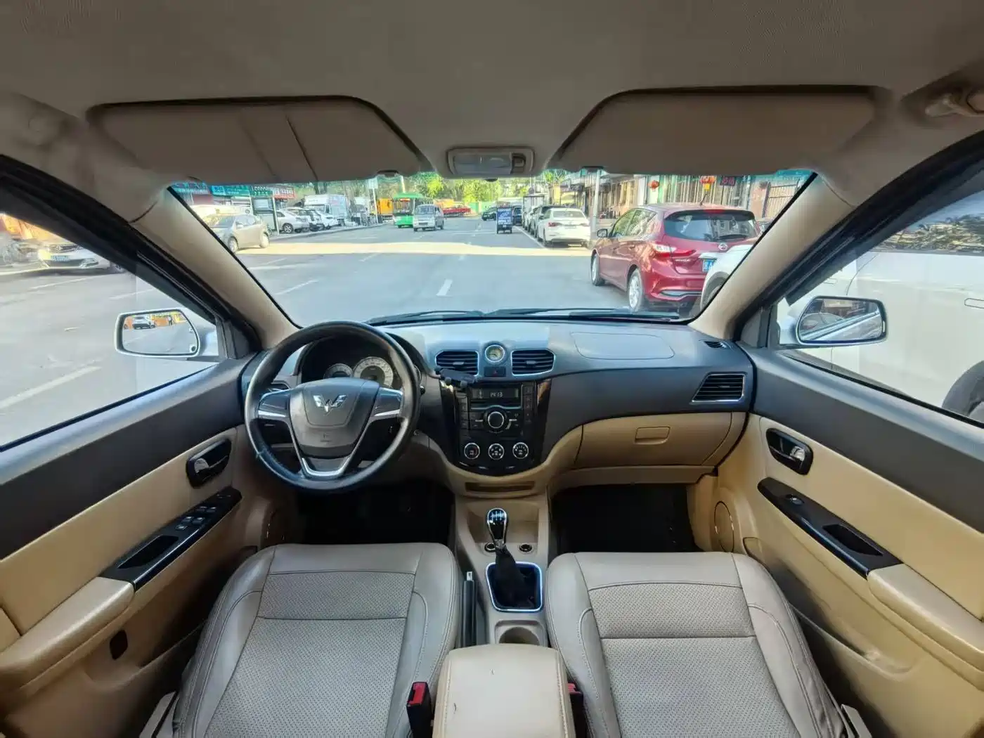 Фото 9 - Wuling Motors Wuling Hongguang