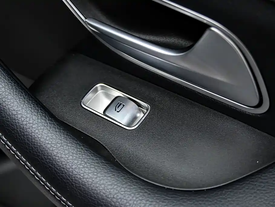 Mercedes-Benz GLE 2024 GLE 450 4MATIC Luxury фото 27