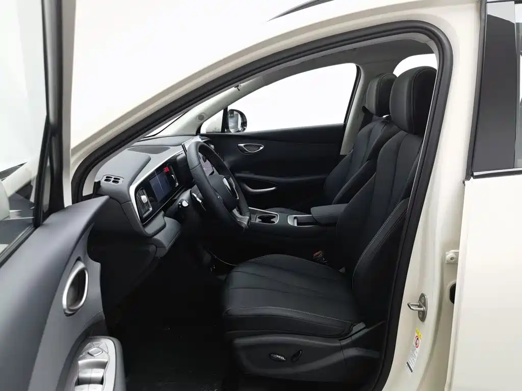 BYD Hai Shi 05 EV 2026 2025 520KM Smart Navigation Edition