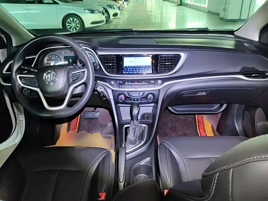 Фото 10 - Buick Excelle