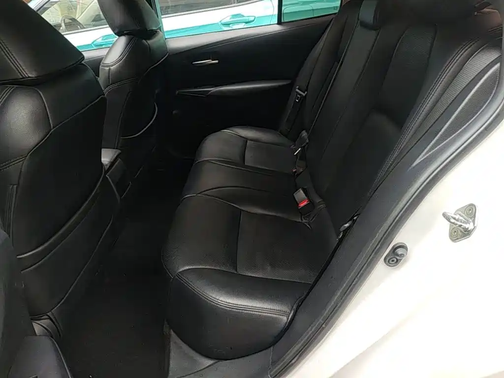 Toyota Corolla 2021 1.2T S-CVT Elite Edition фото 17