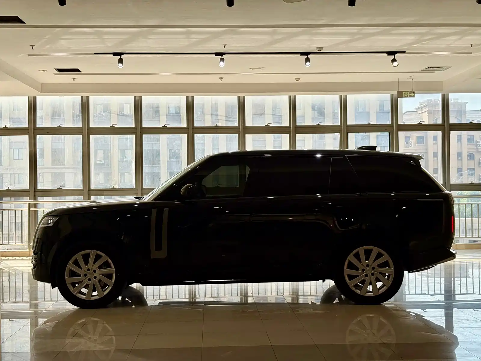 Фото 4 - Land Rover Range Rover