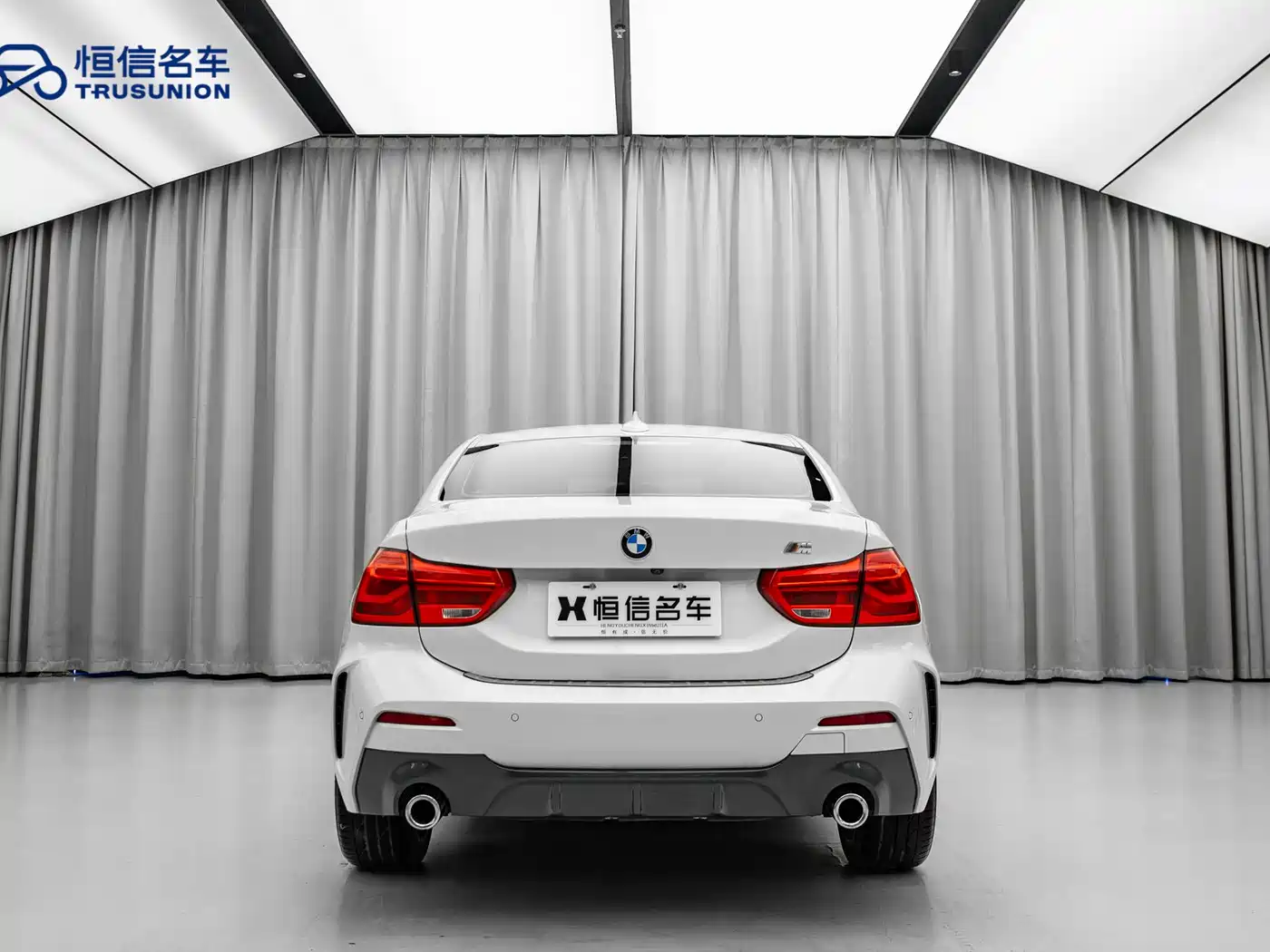 BMW 1 Series 2019 120i Leading M Sport Package фото 5