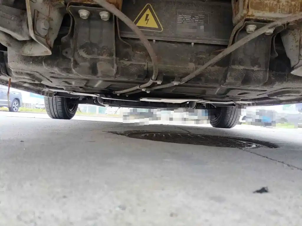 Фото 6 - Baojun E200