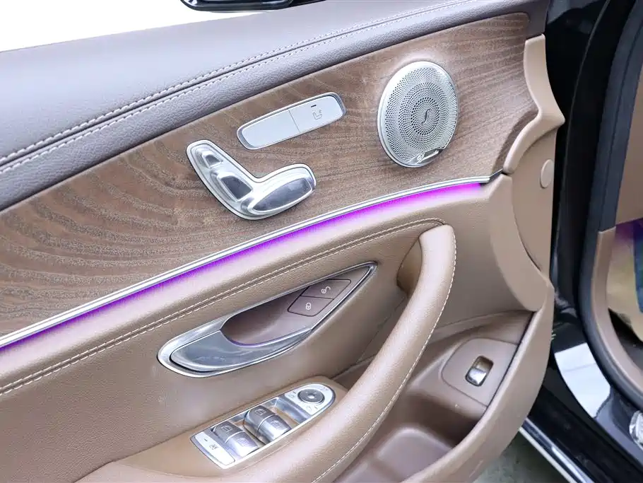 Mercedes-Benz E-Class 2023 Facelift E 260 L фото 11