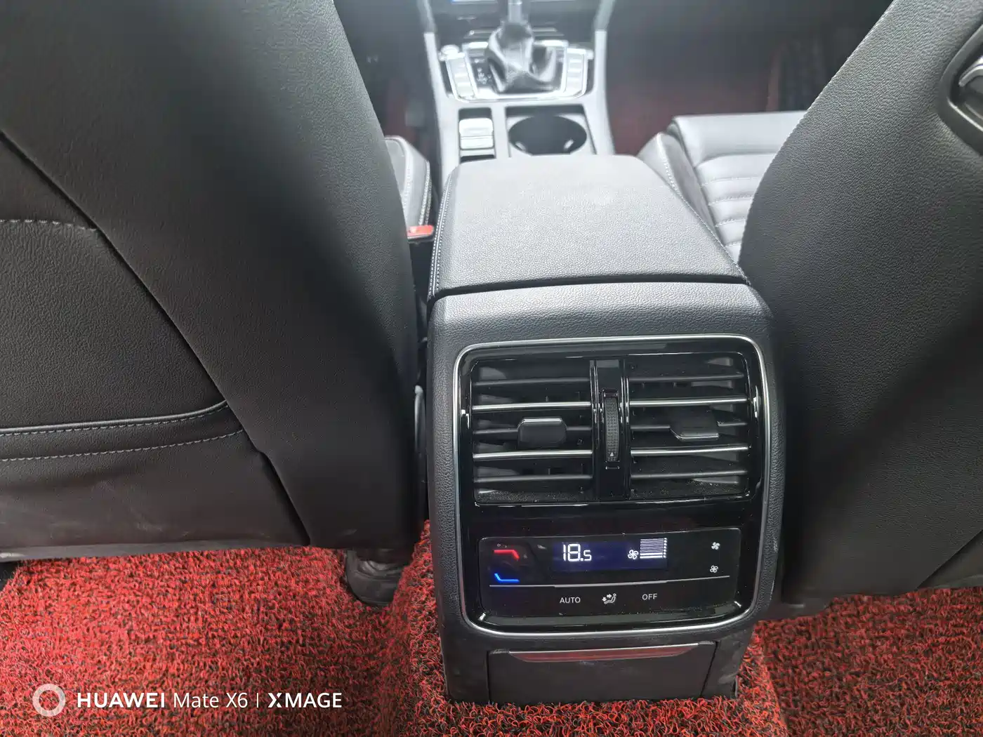 Volkswagen Magotan 2020 330TSI DSG Leading фото 11