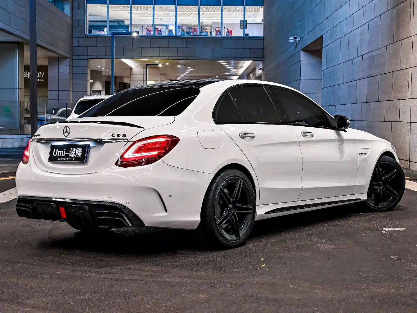 Mercedes-Benz C-Class AMG 2019 AMG C 63 фото 3
