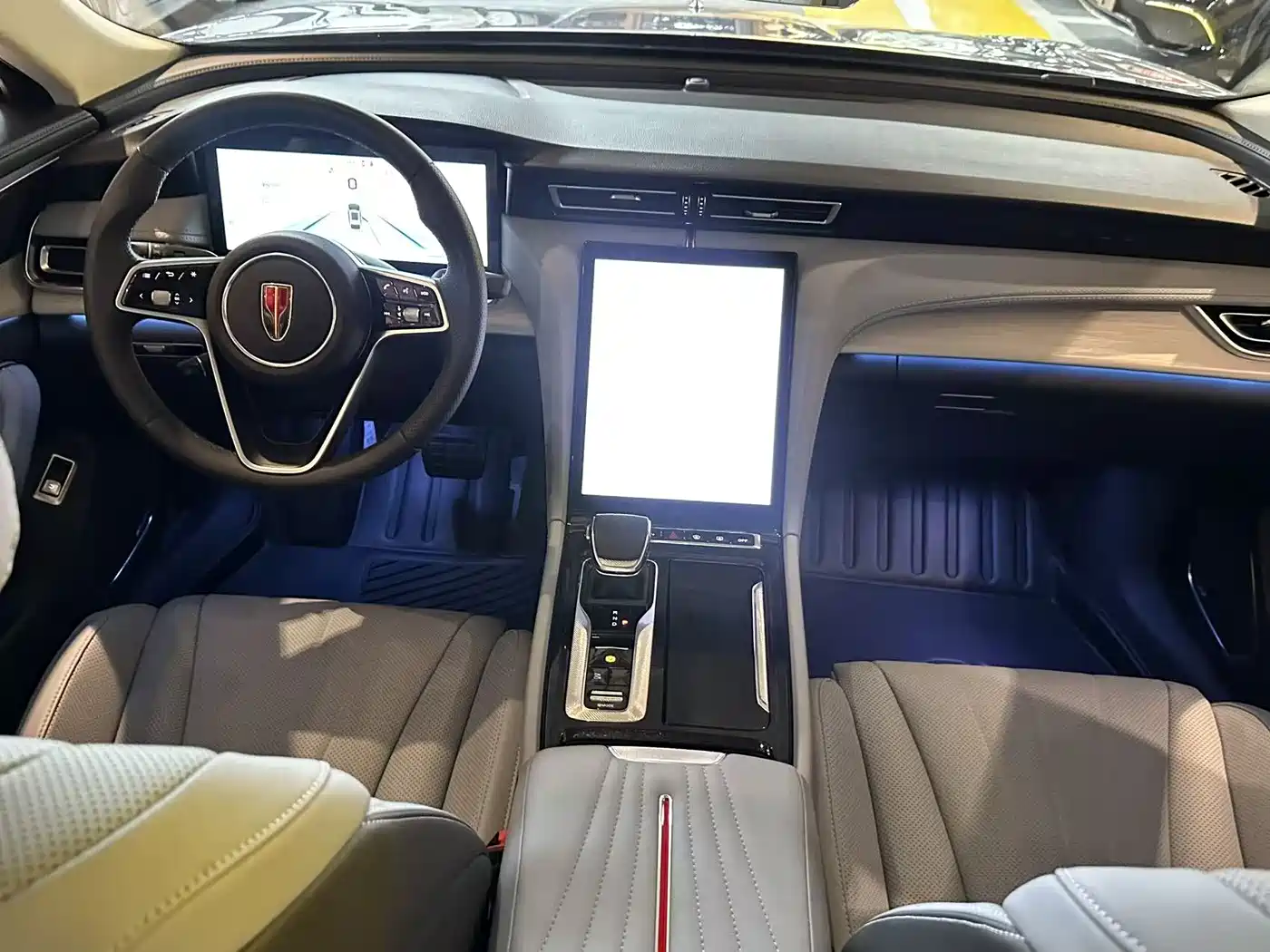Hongqi H5 PHEV 2025 170 Super Hybrid Edition фото 5