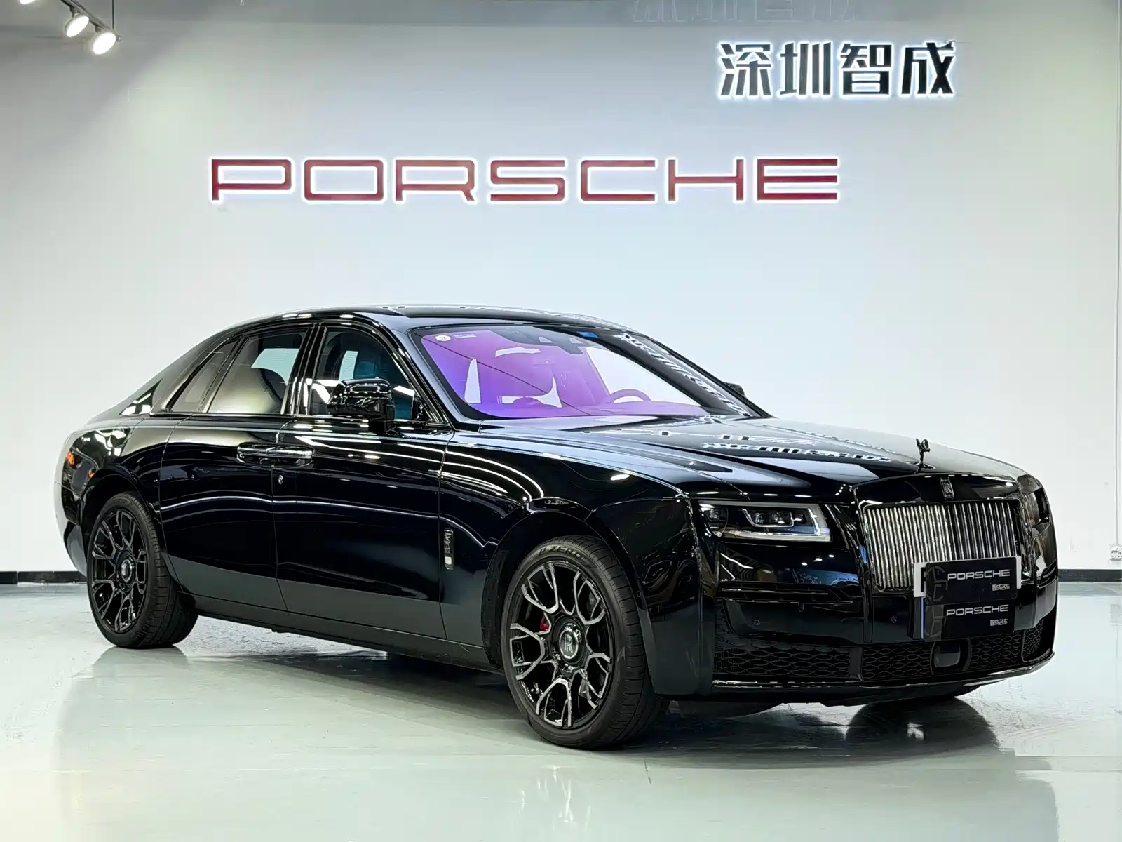 Фото 3 - Rolls-Royce Ghost