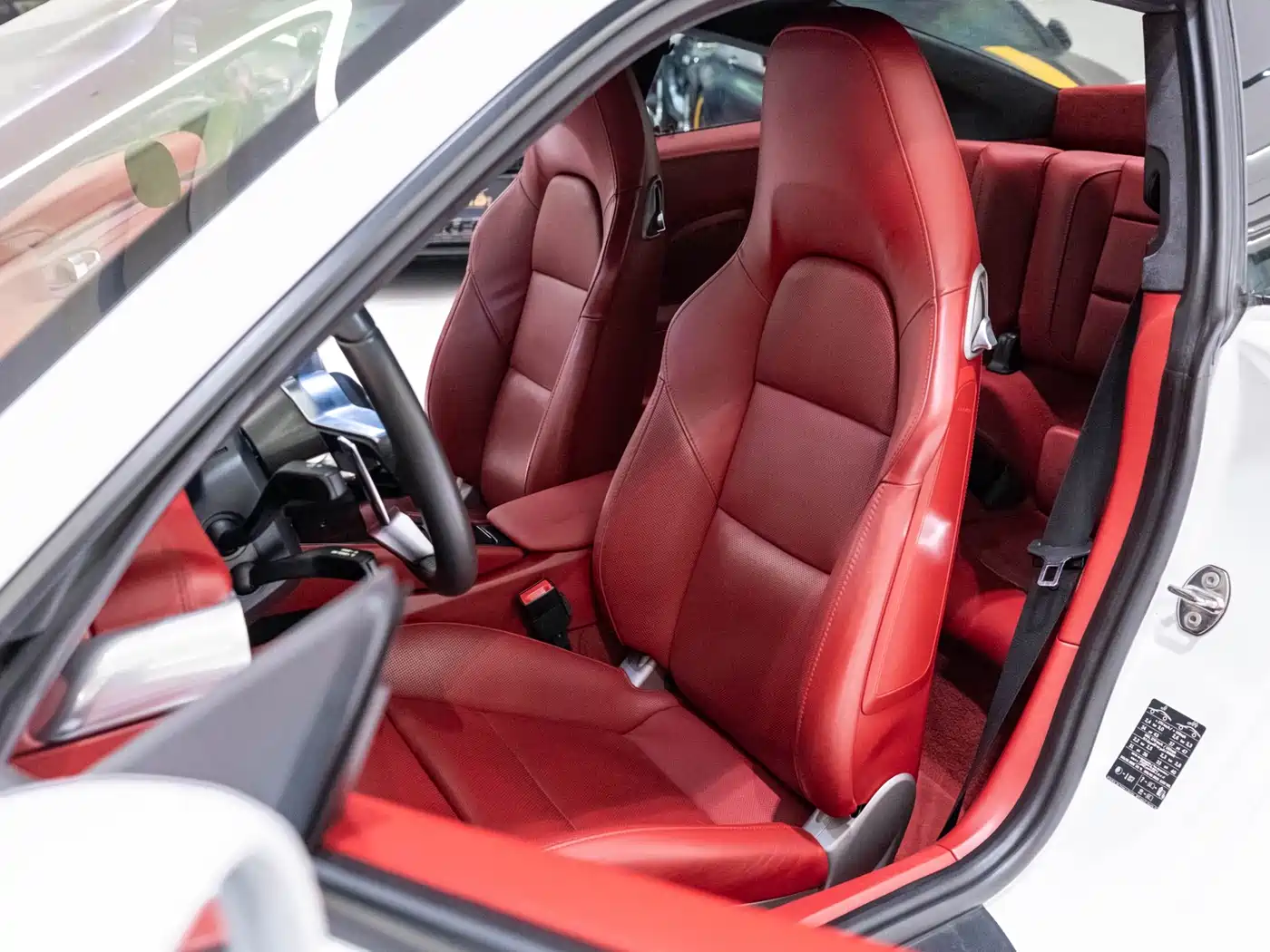 Porsche 911 2014 Turbo S 3.8T фото 16