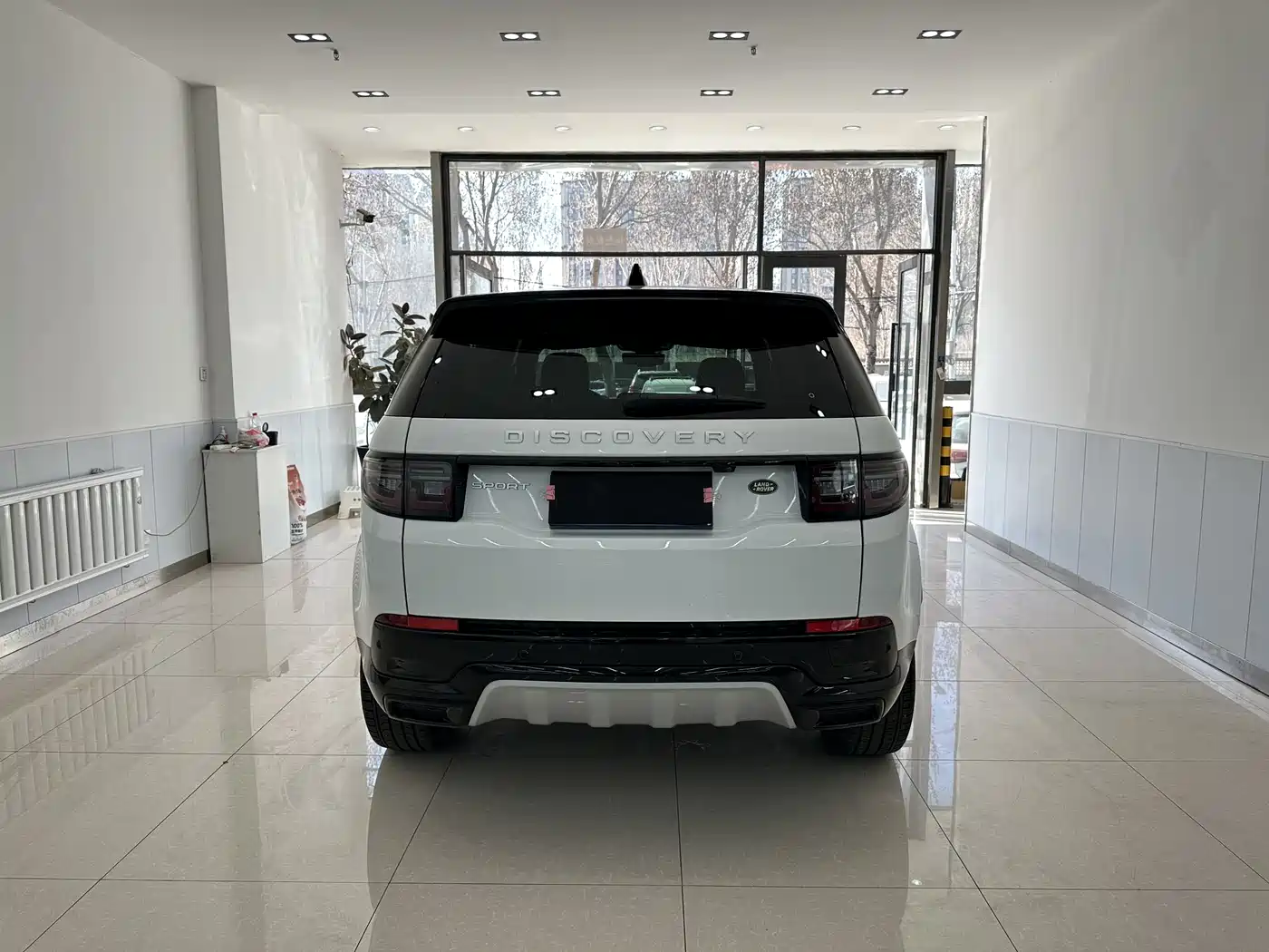 Land Rover Discovery Sport 2024 Luxury Custom Edition фото 30