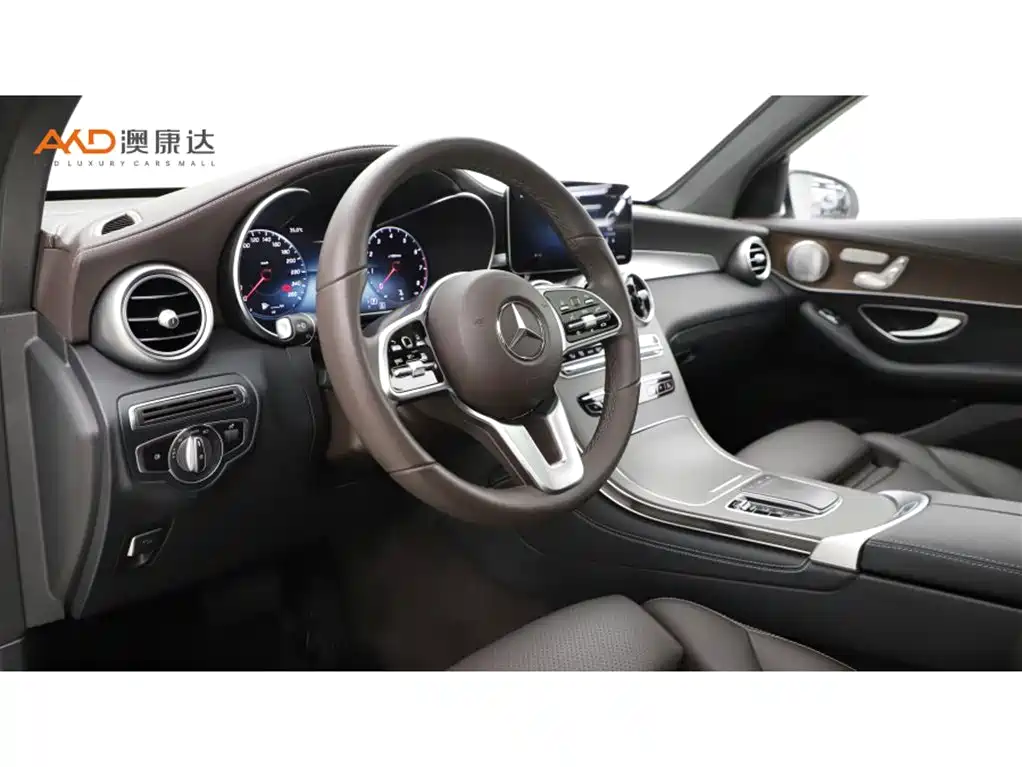 Mercedes-Benz GLC 2021 GLC 300 L 4MATIC Sporty фото 6