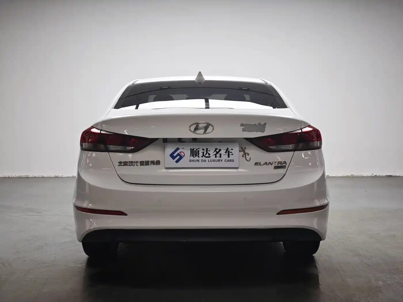 Hyundai Elantra 2016 Model 1.6L Automatic Smart Elite фото 3
