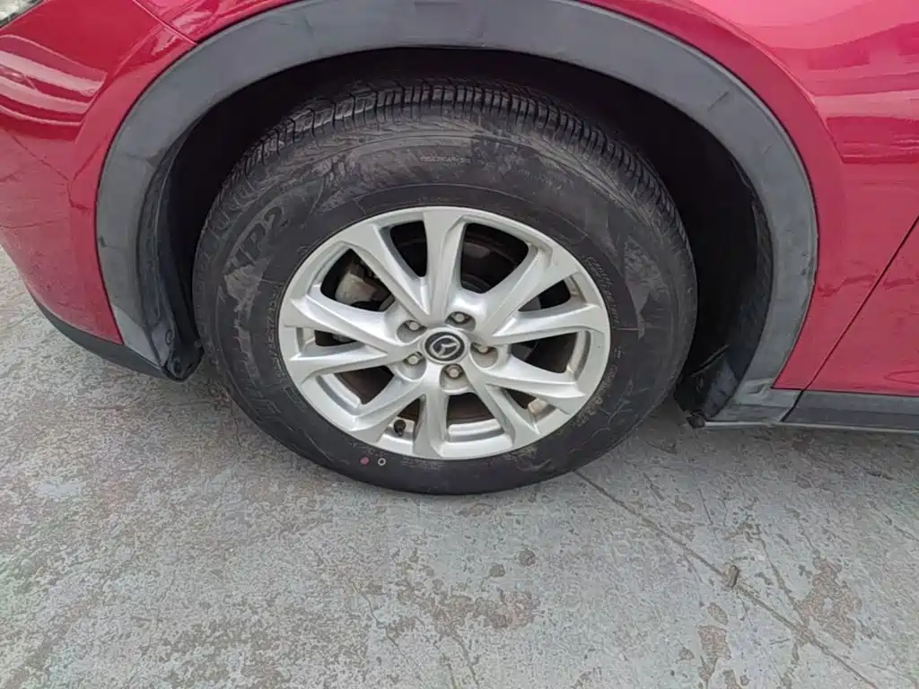 Photo 23 - Mazda CX-4