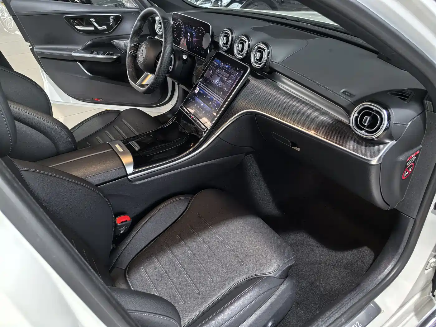Mercedes-Benz C-Class 2024 Facelift III C 260 L Sport фото 18