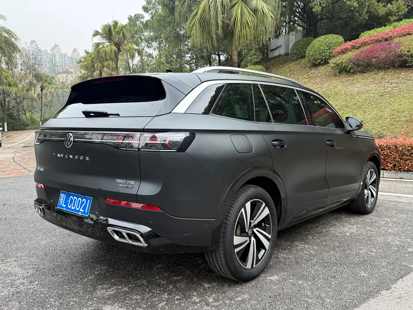 Volkswagen Talagon 2023 380TSI 4WD R-Line Celebration Edition фото 14