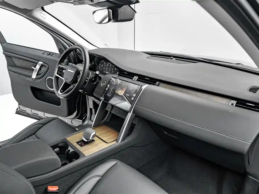 Land Rover Discovery Sport 2024 Performance Technology Edition фото 19