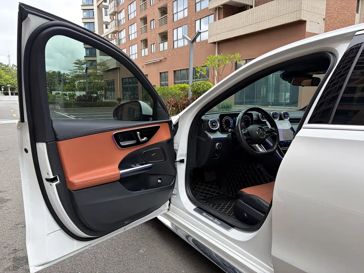 Mercedes-Benz C-Class, миниатюра 11