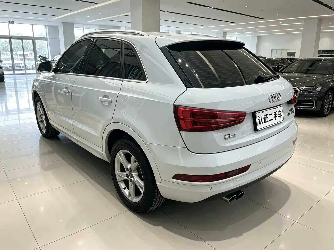 Audi Q3 2016 35 TFSI Fashion фото 4