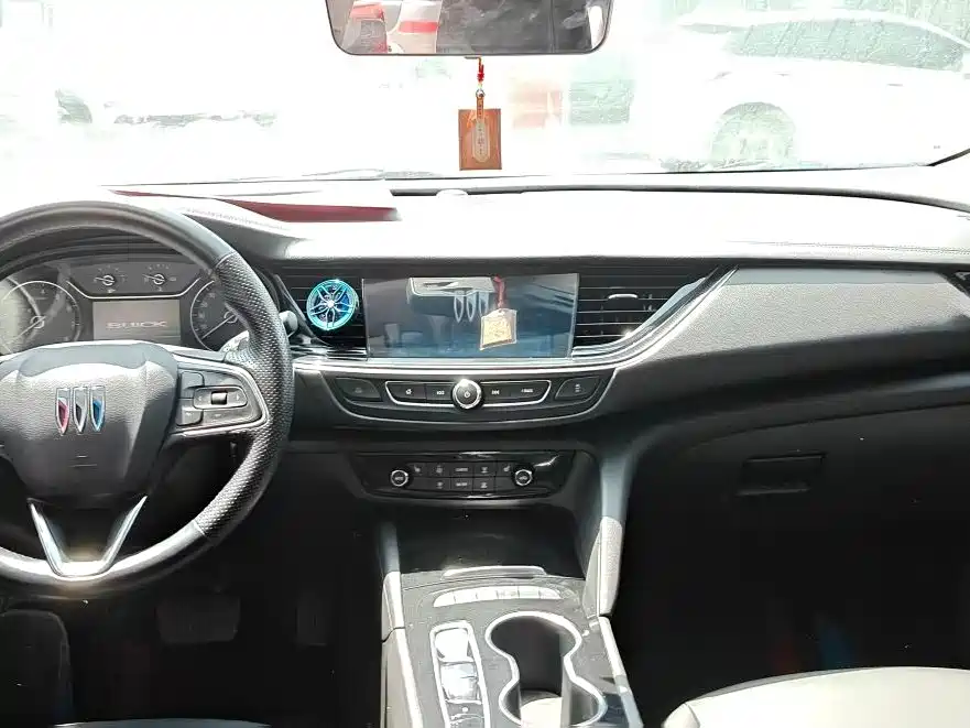Buick Regal 2024 25T Ultra Comfort Edition фото 6