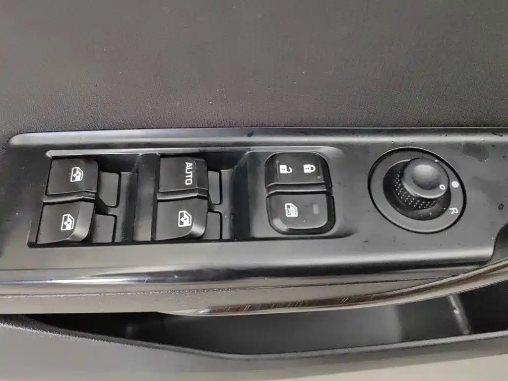 Фото 9 - Baojun 310