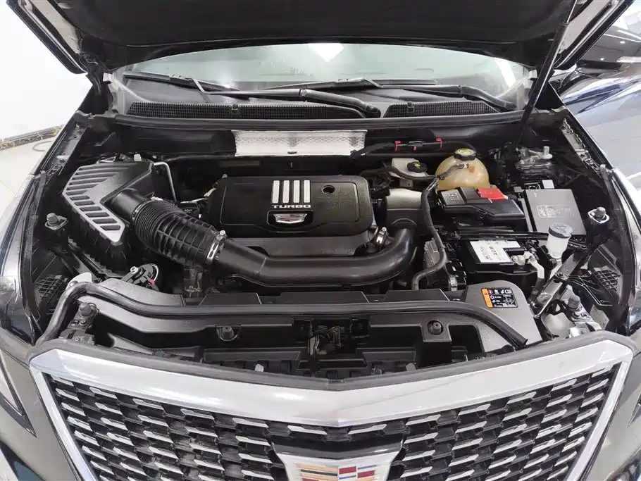 Cadillac XT5 2022 2.0T 2WD Luxury фото 10