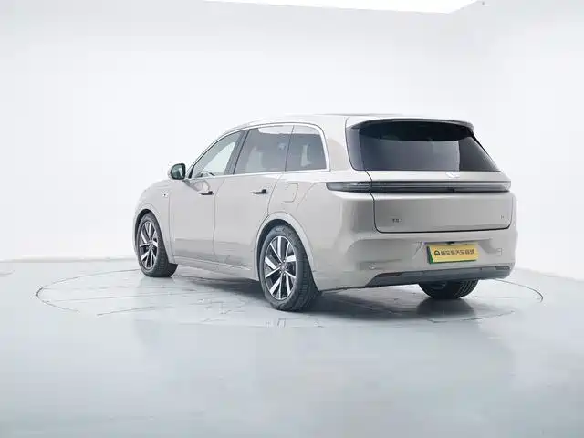 Li Auto IDEAL L8