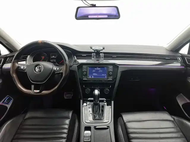 Volkswagen Magotan 2019 330TSI DSG Leading China V — фото 5