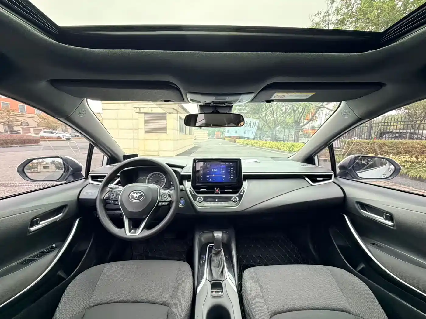 Toyota Levin 2021 Dual Engine 1.8H E-CVT Technology Edition фото 9