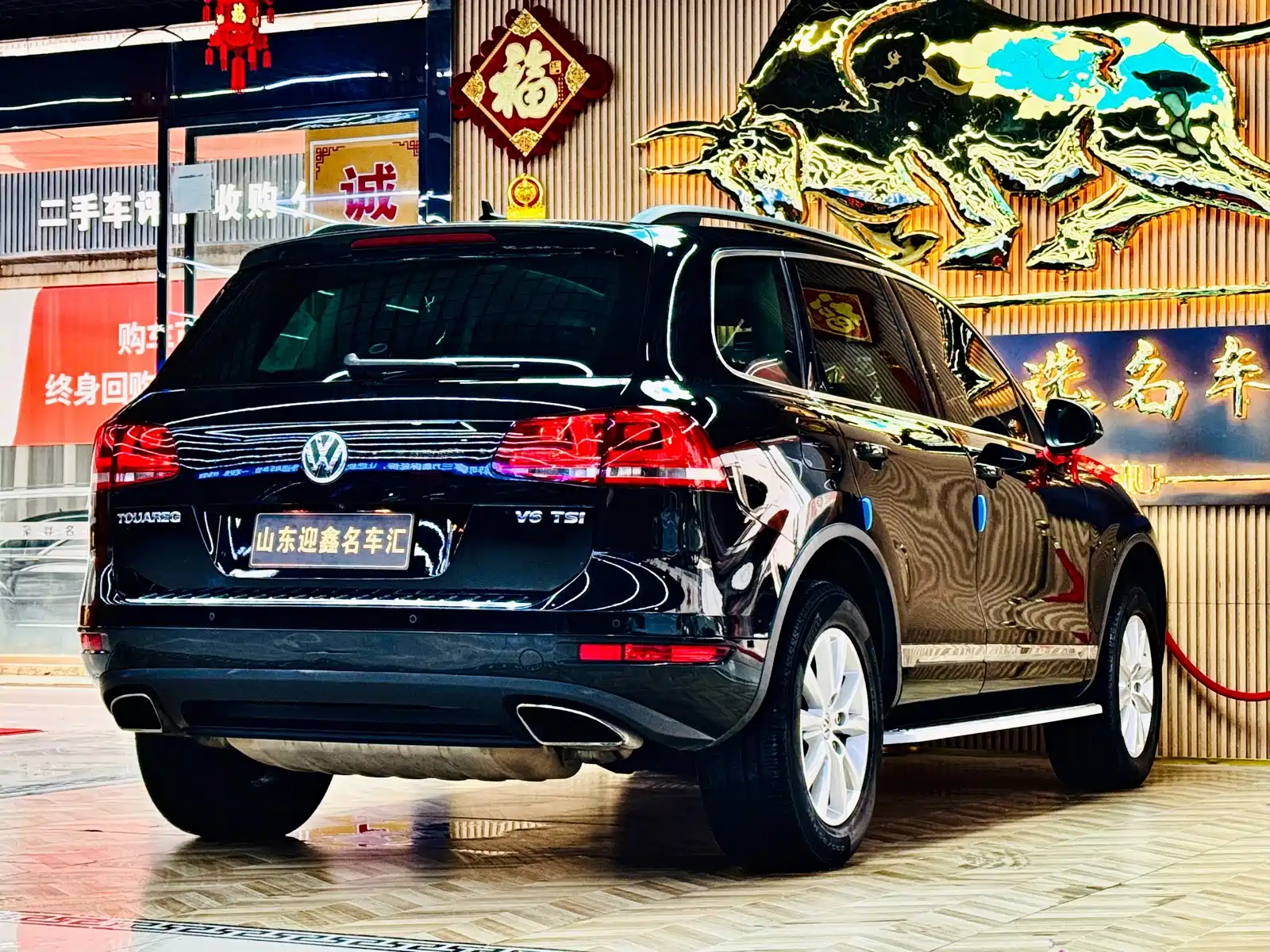 Фото 12 - Volkswagen Touareg