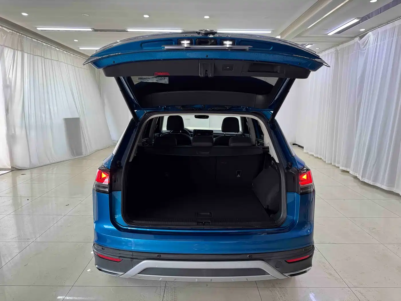 Volkswagen Tayron 2023 280TSI 2WD Luxury Plus Advanced Edition фото 20